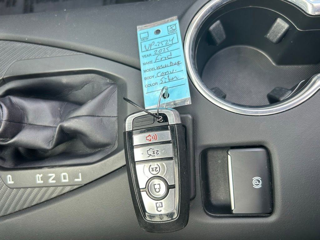 Used 2025 Ford Mustang Premium RWD image 37