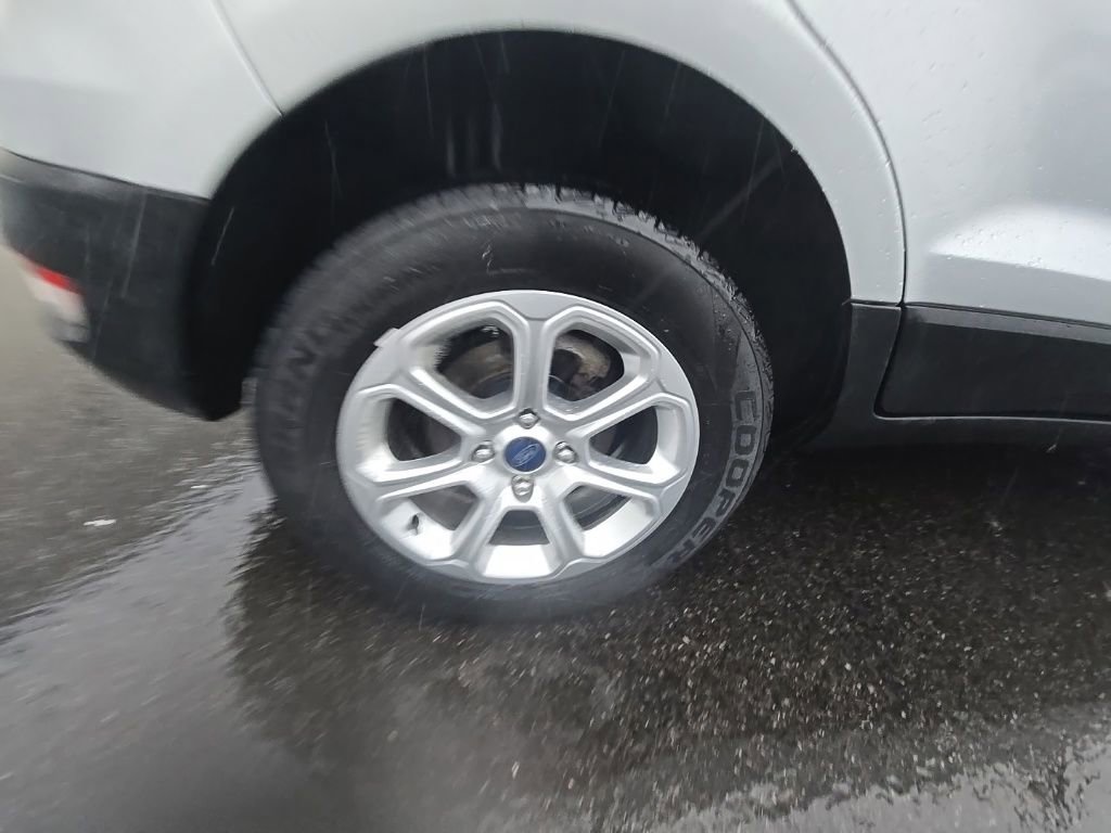 Used 2019 Ford EcoSport SE w/ SE Convenience Package image 10