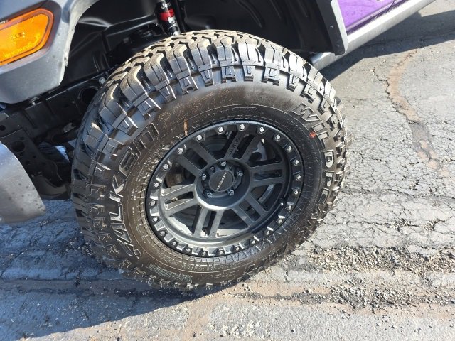 Used 2023 Jeep Wrangler Unlimited w/ Sun & Screen Package image 58