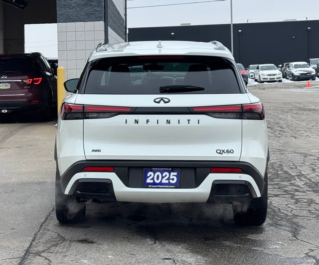 Used 2025 INFINITI QX60 Luxe w/ Black Edition image 6
