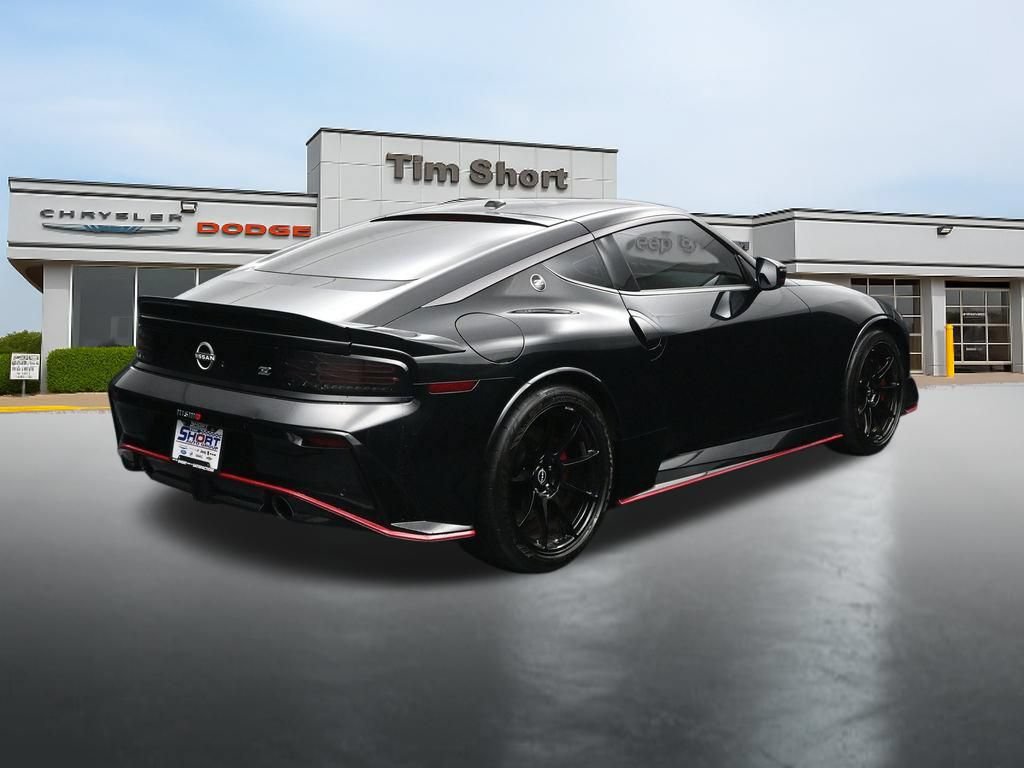 Used 2024 Nissan Z NISMO w/ Floor Mat Package RWD image 5