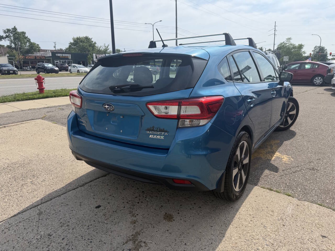 Used 2017 Subaru Impreza 2.0i AWD/4WD image 18