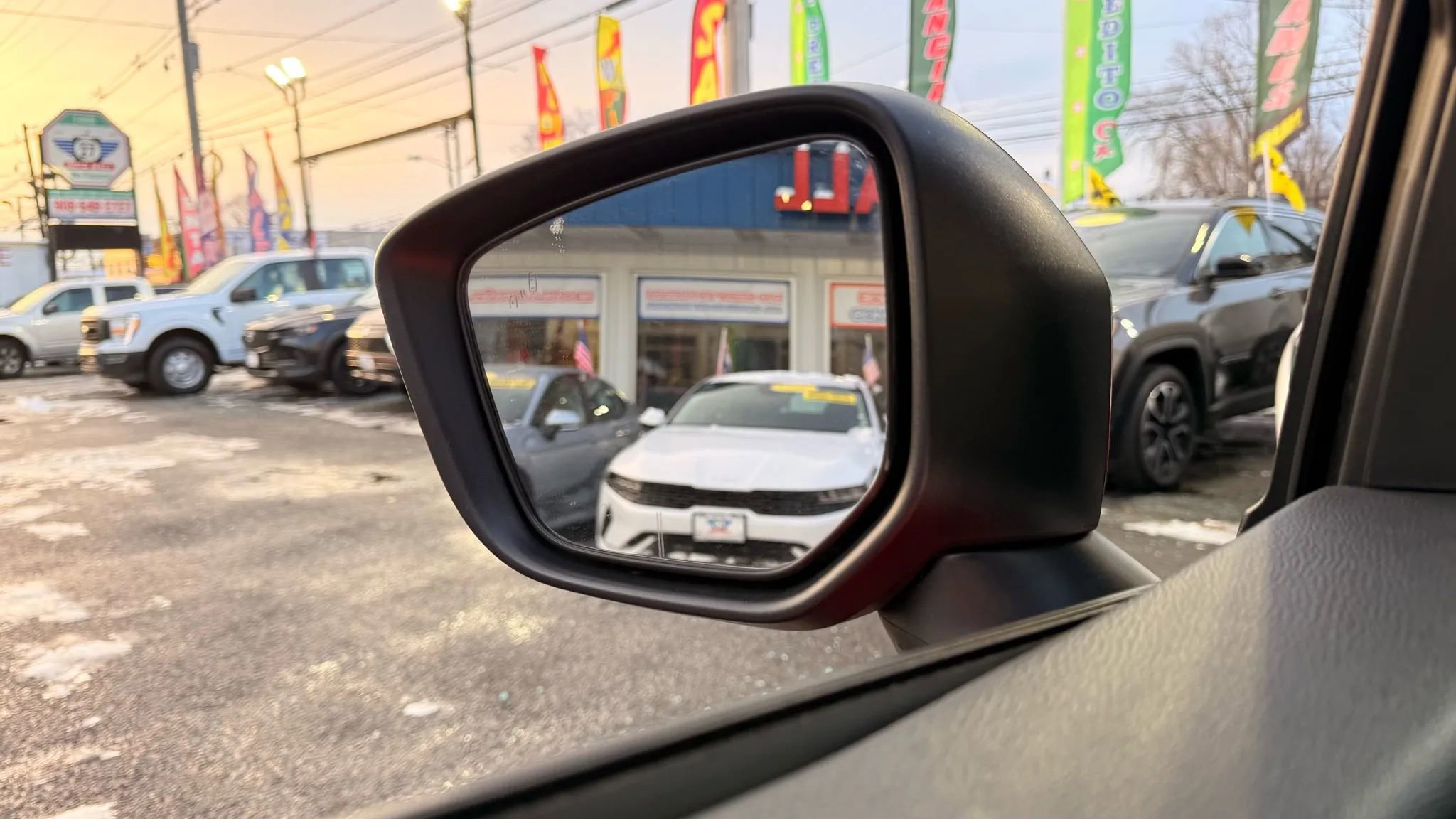 Used 2024 Mitsubishi Eclipse Cross SE image 25