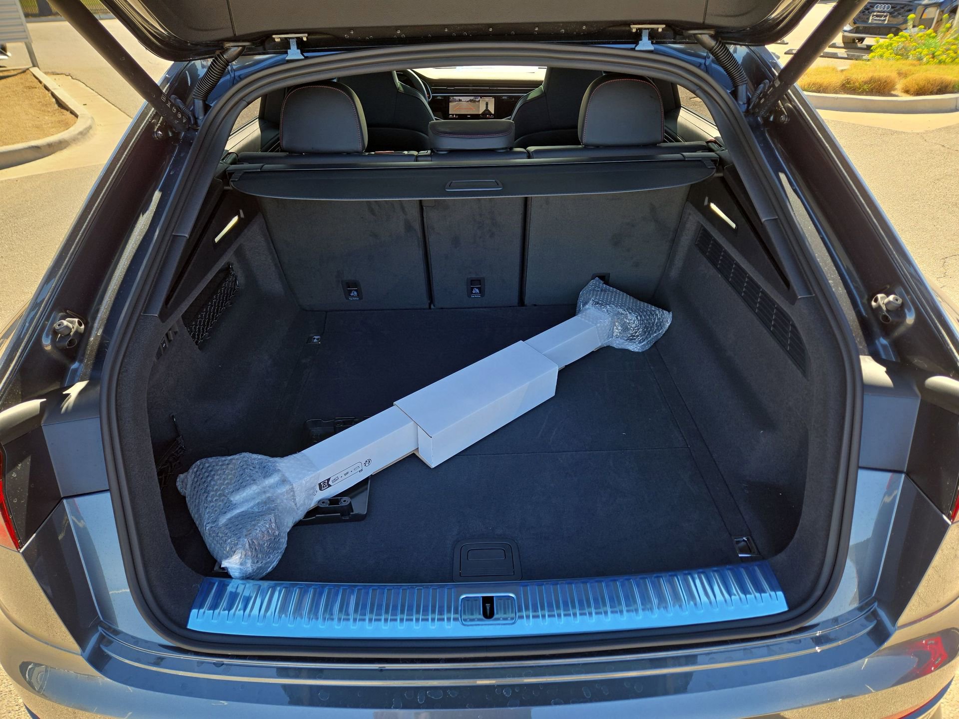 New 2026 Audi Q8 Prestige image 12