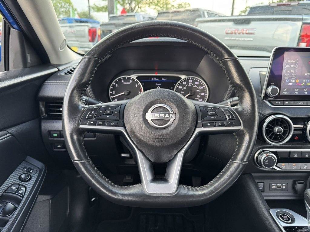 Used 2025 Nissan Sentra SV FWD image 11