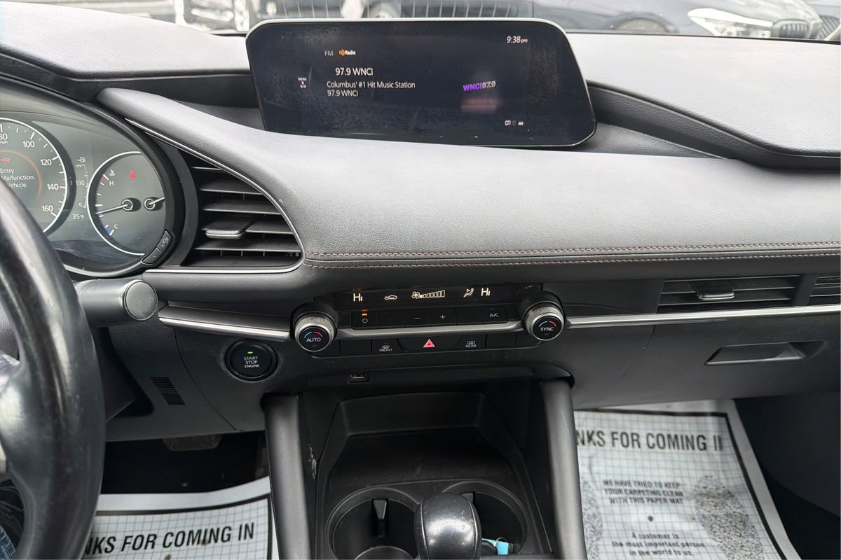 Used 2021 MAZDA MAZDA3 s image 12