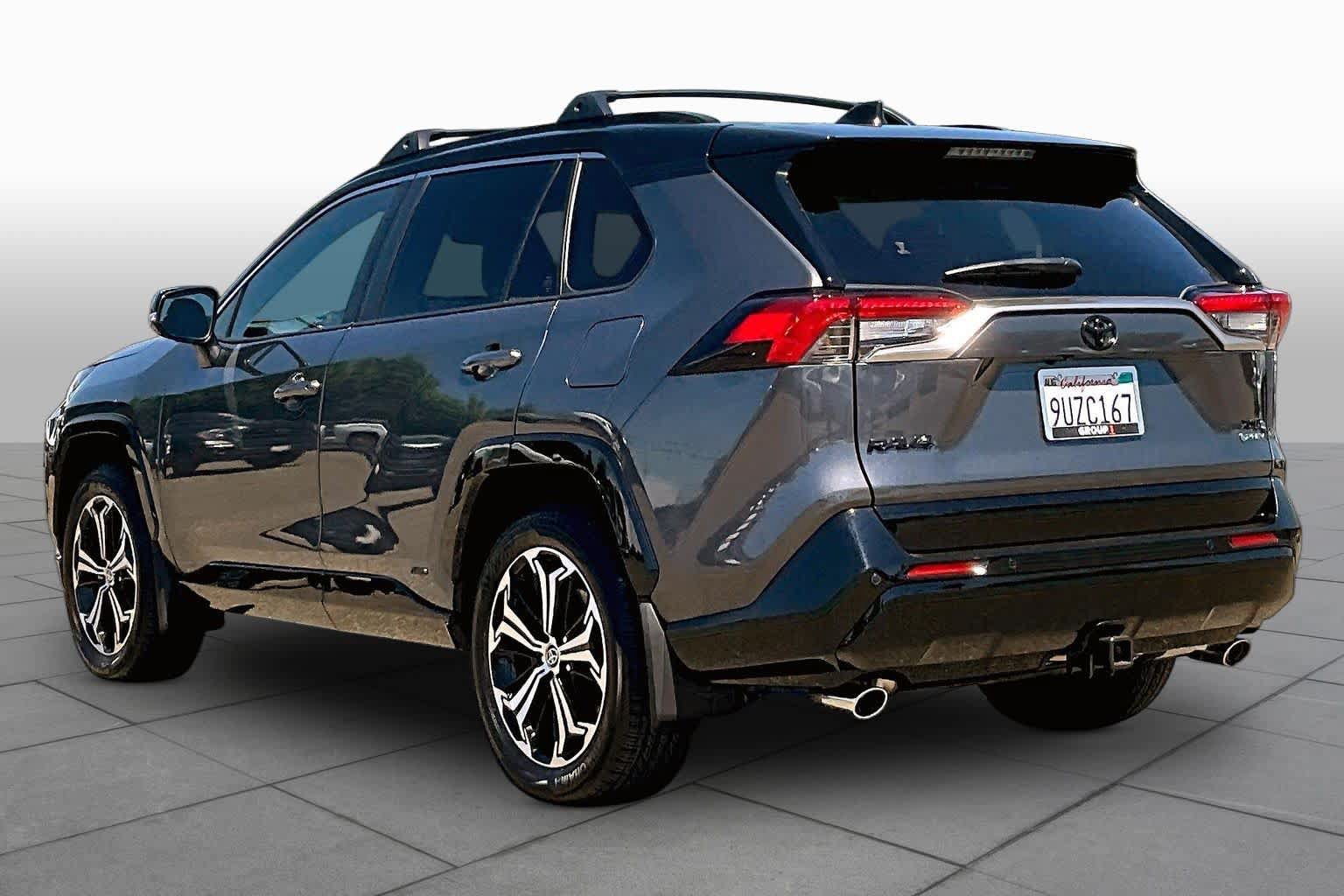 Certified 2025 Toyota RAV4 XSE AWD/4WD image 11