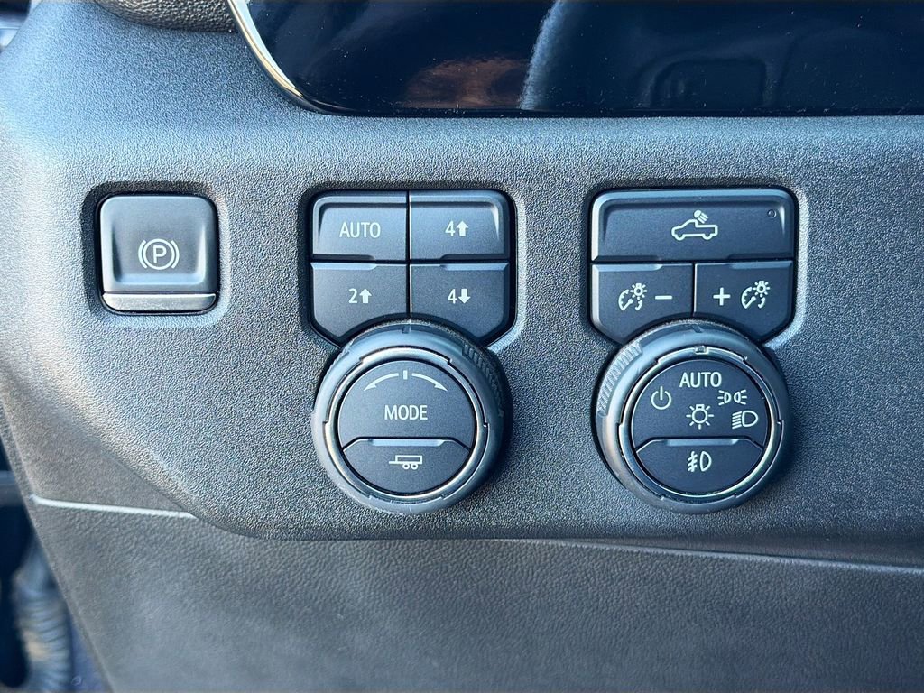 Used 2024 Chevrolet Silverado 1500 RST w/ Z71 Off-Road Package image 34