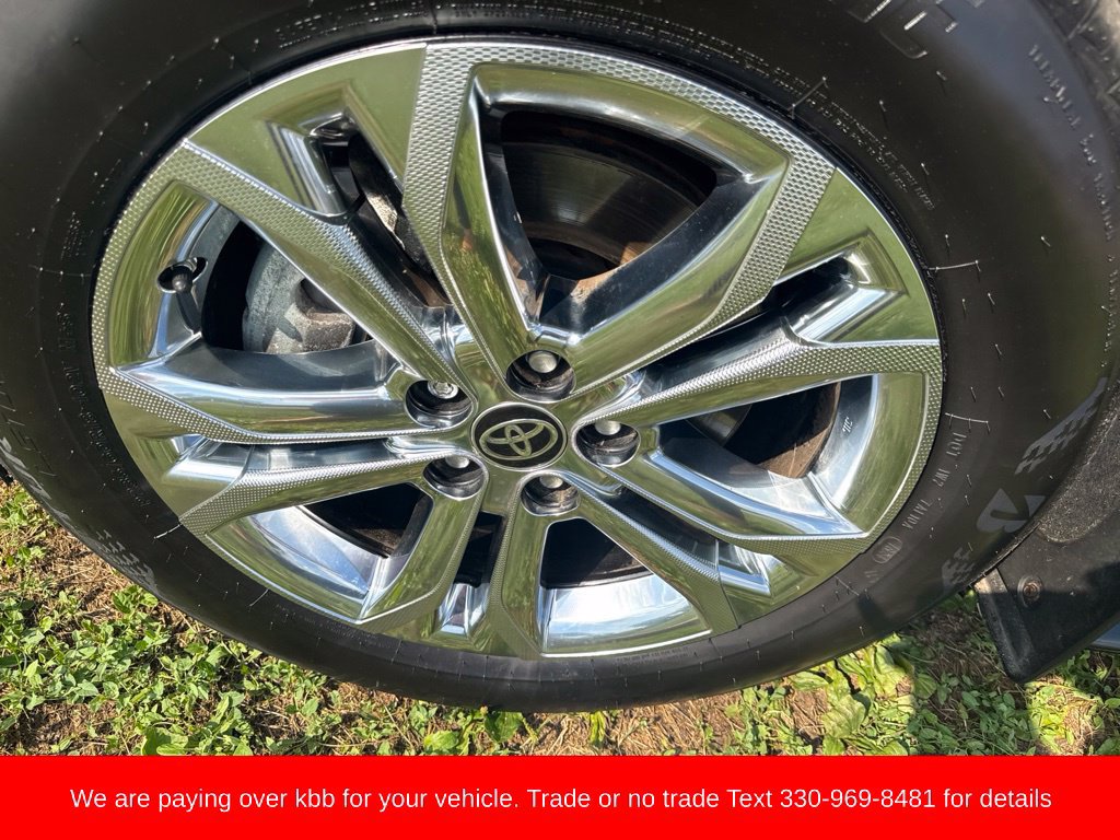 Used 2023 Toyota Sienna XSE w/ XSE Plus Package AWD/4WD image 33