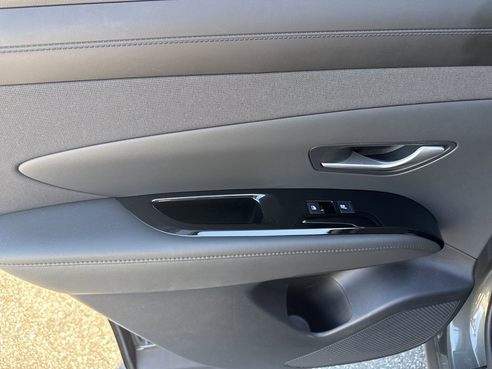 Certified 2025 Hyundai Tucson Limited image 12