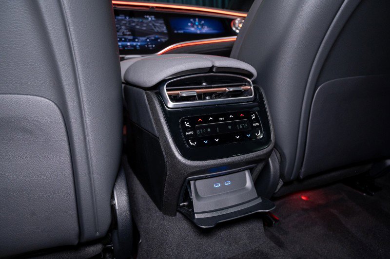 Certified 2024 Mercedes-Benz EQS AMG 4MATIC image 26