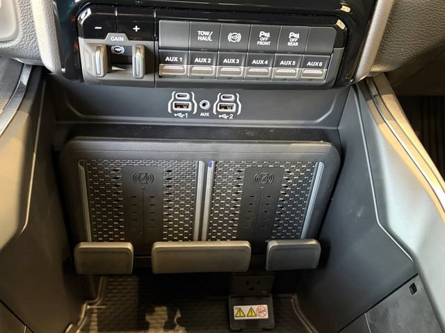 New 2026 RAM 3500 Laramie w/ Night Edition AWD/4WD image 20
