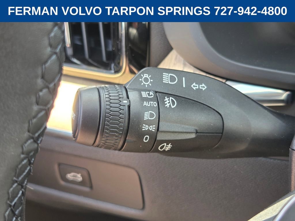 New 2026 Volvo XC60 B5 Core AWD/4WD image 32