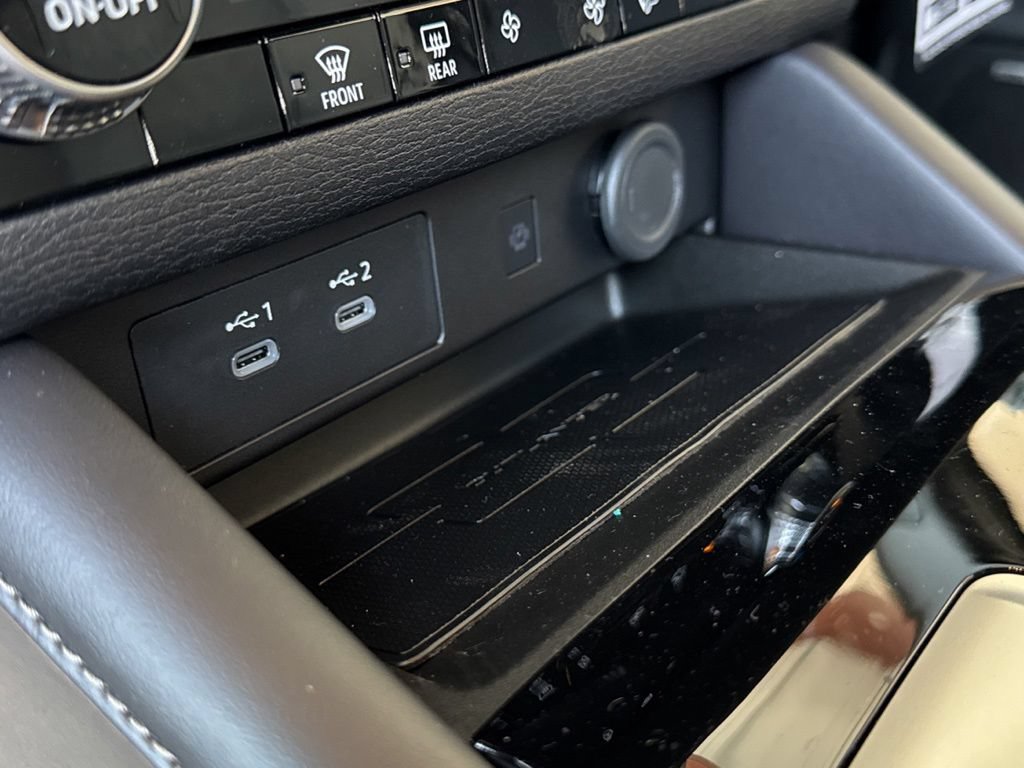 New 2026 Mitsubishi Outlander AWD image 15