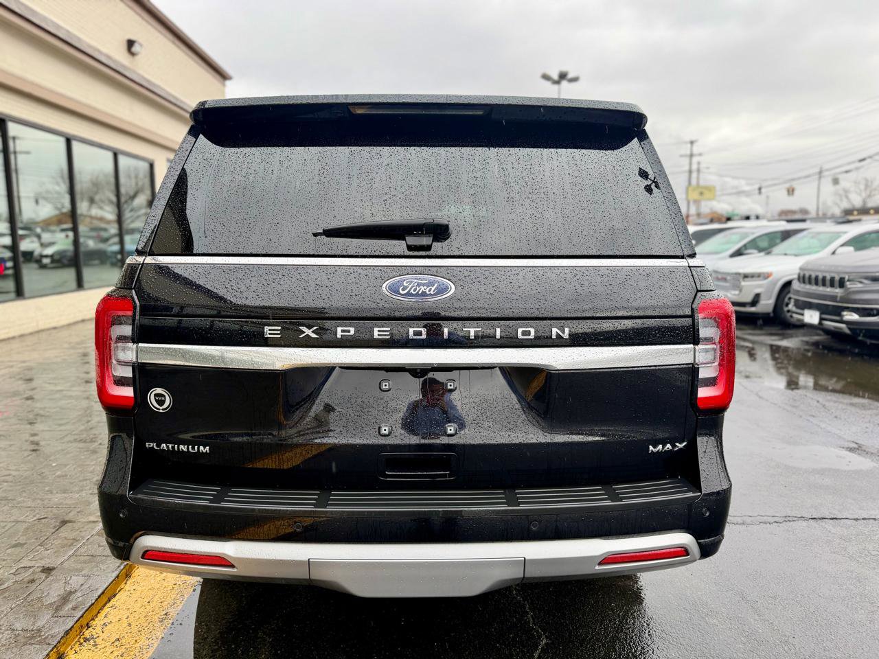 Used 2024 Ford Expedition Max Platinum image 8