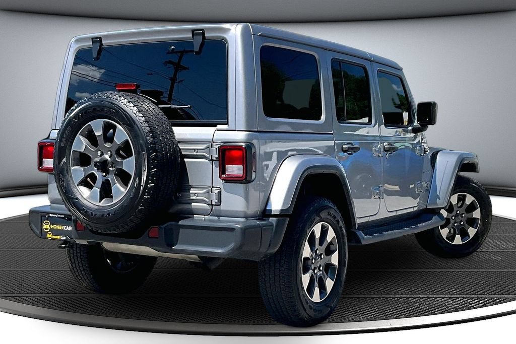 Used 2018 Jeep Wrangler Unlimited Sahara AWD/4WD image 6