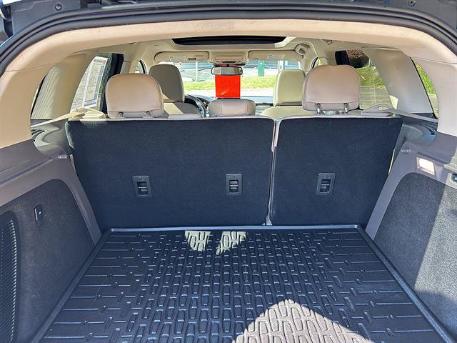 Used 2022 Lincoln Corsair AWD w/ Premium Package image 18
