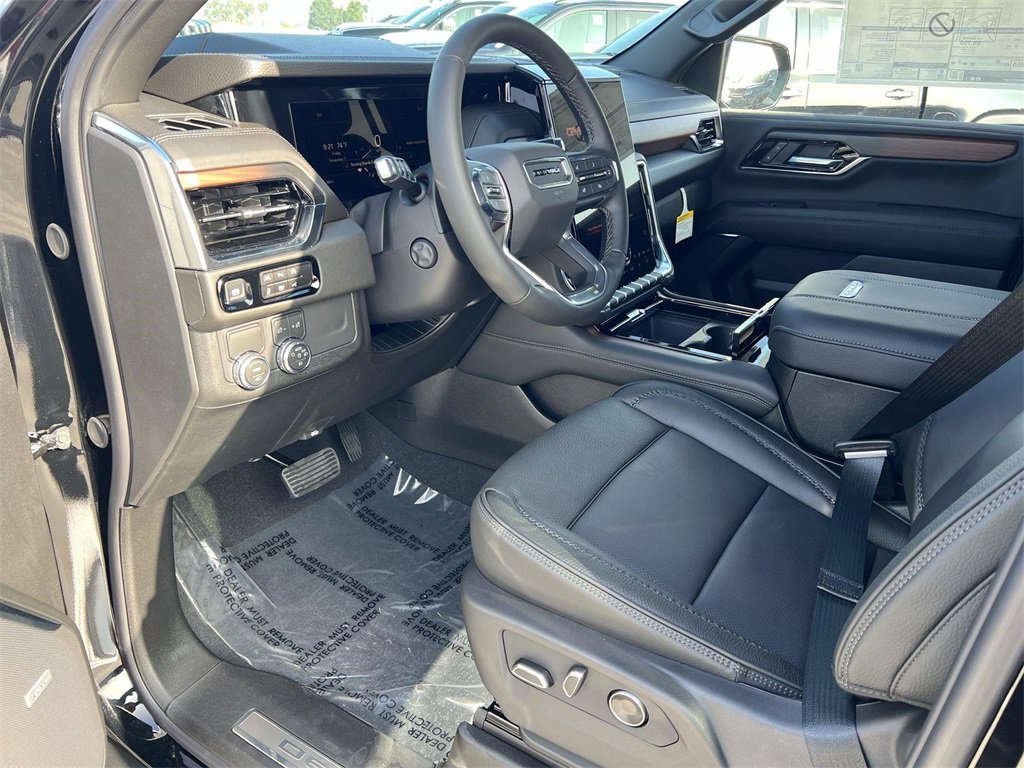 New 2026 GMC Yukon Denali w/ Sun & Power Step Package image 9