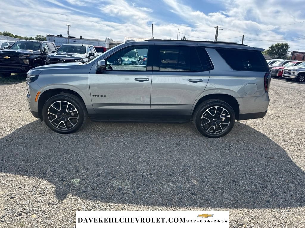 Used 2025 Chevrolet Tahoe RST w/ Comfort Package AWD/4WD image 2