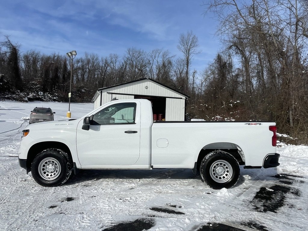 Certified 2025 Chevrolet Silverado 1500 W/T w/ WT Value Package image 6