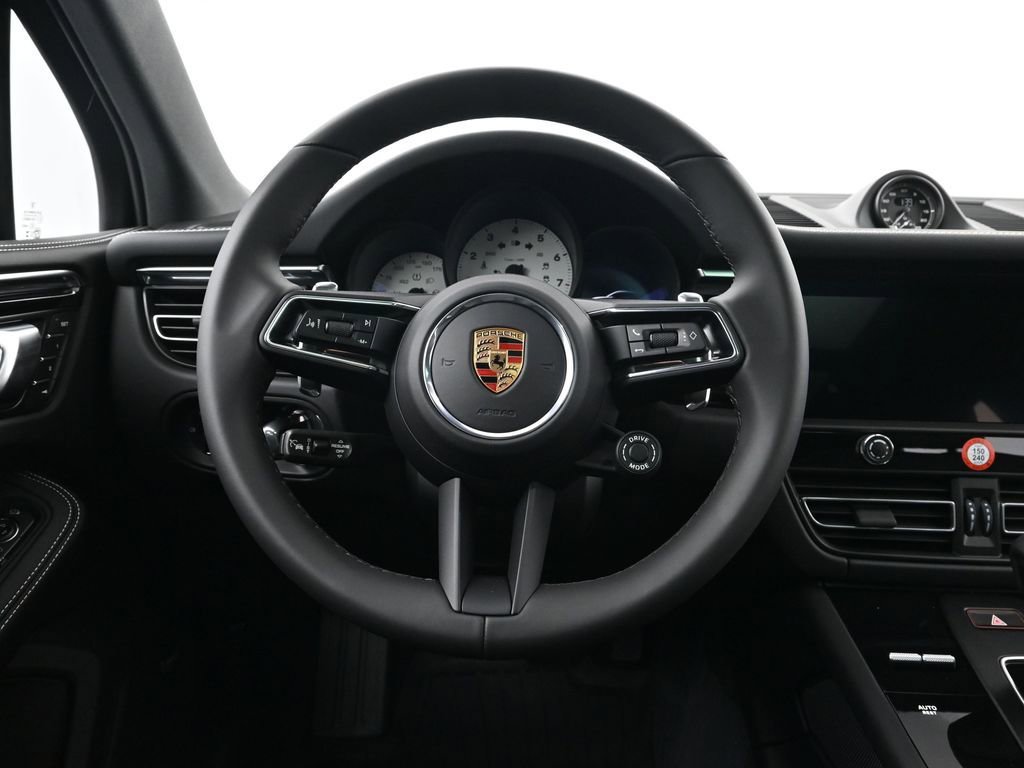 New 2026 Porsche Macan S image 13
