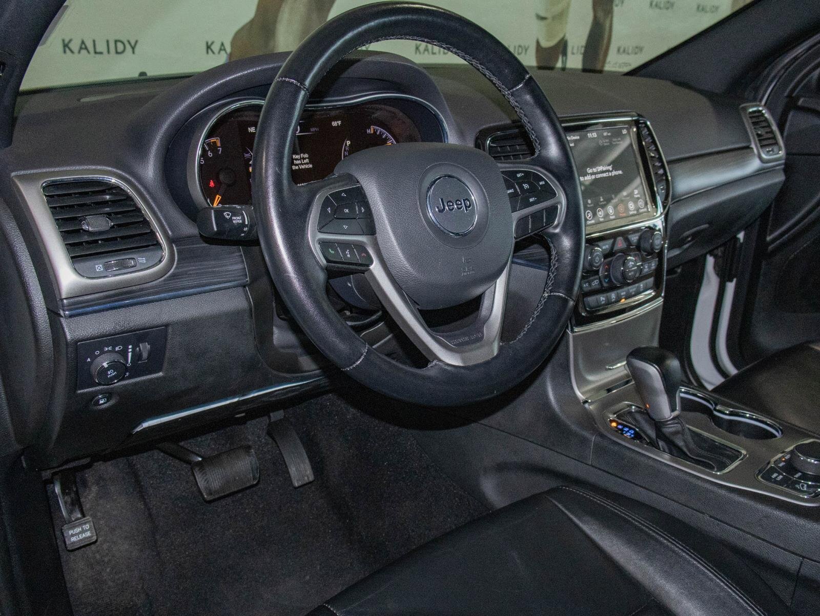 Used 2022 Jeep Grand Cherokee Limited image 6