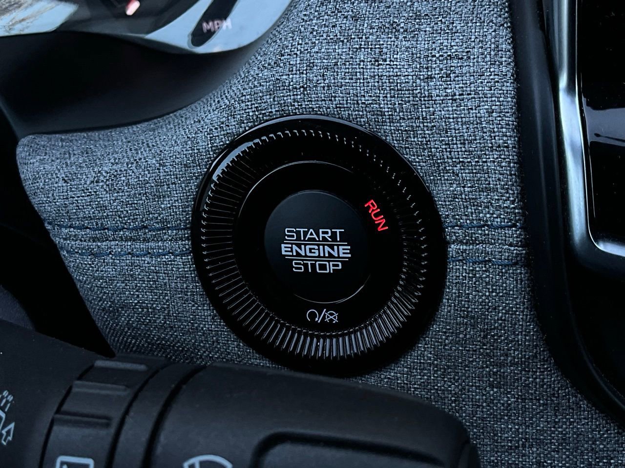 Used 2025 Jeep Compass Latitude AWD/4WD image 28