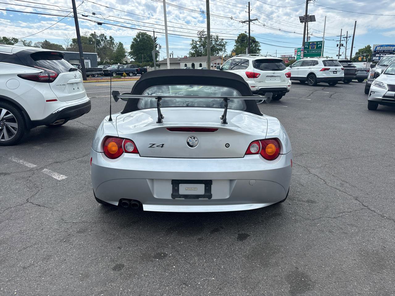 Used 2004 BMW Z4 2.5i RWD image 4