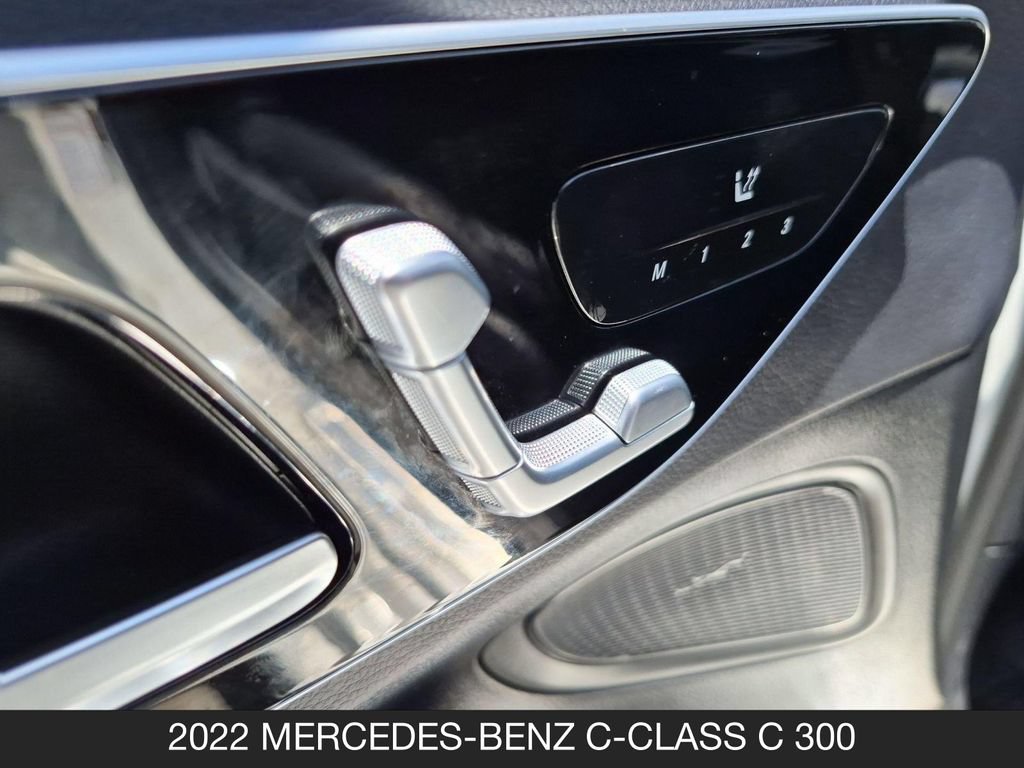 Used 2022 Mercedes-Benz C 300 Sedan image 15