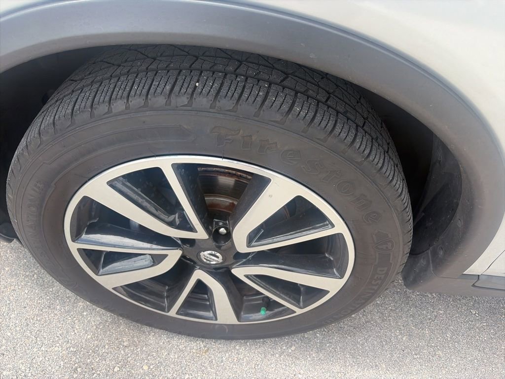 Used 2019 Nissan Rogue SL FWD image 9