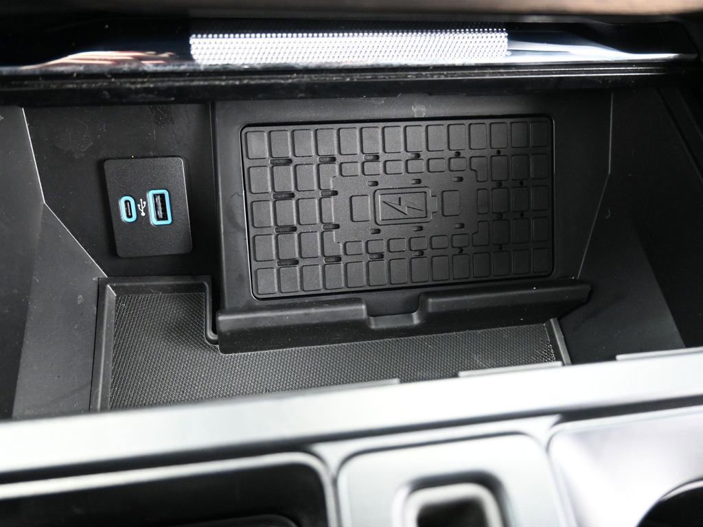 Used 2024 Ford F150 Lightning Lariat image 20