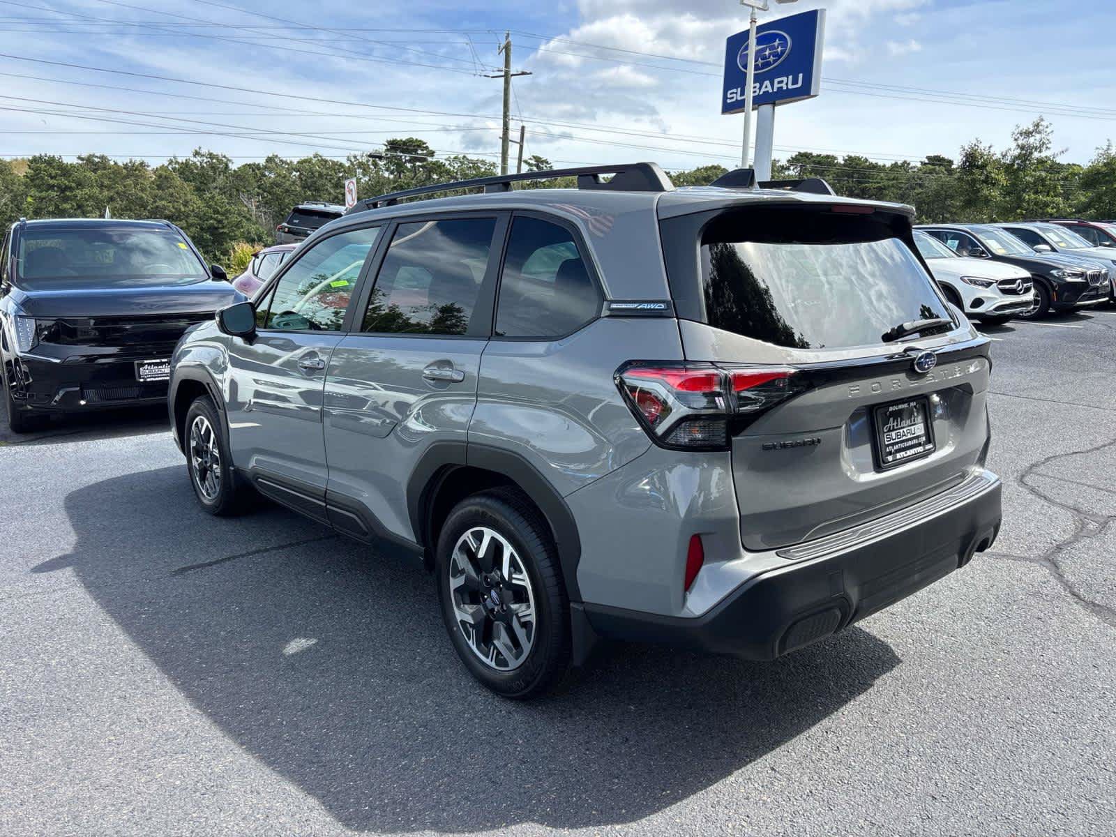 Used 2026 Subaru Forester Premium AWD/4WD image 5