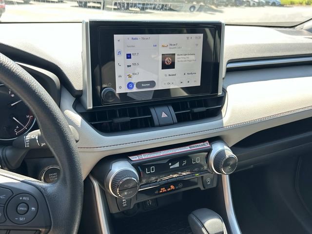Used 2025 Toyota RAV4 XLE w/ Convenience Package FWD image 25