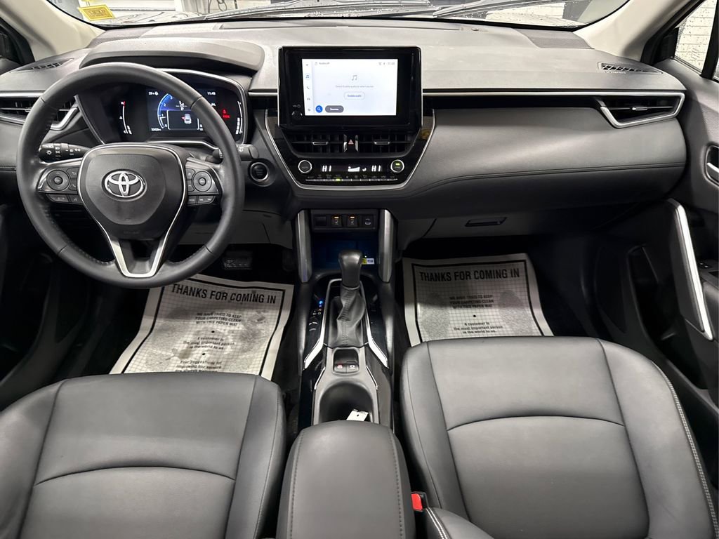 Used 2023 Toyota Corolla Cross XLE w/ Convenience Package image 22