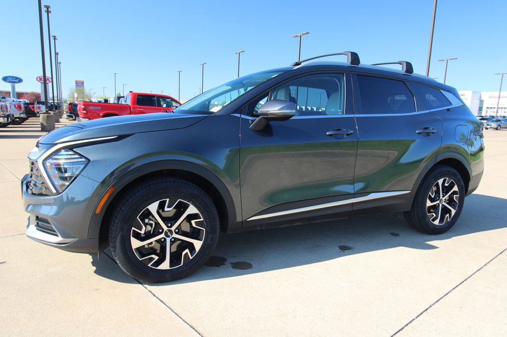 Used 2024 Kia Sportage EX image 17