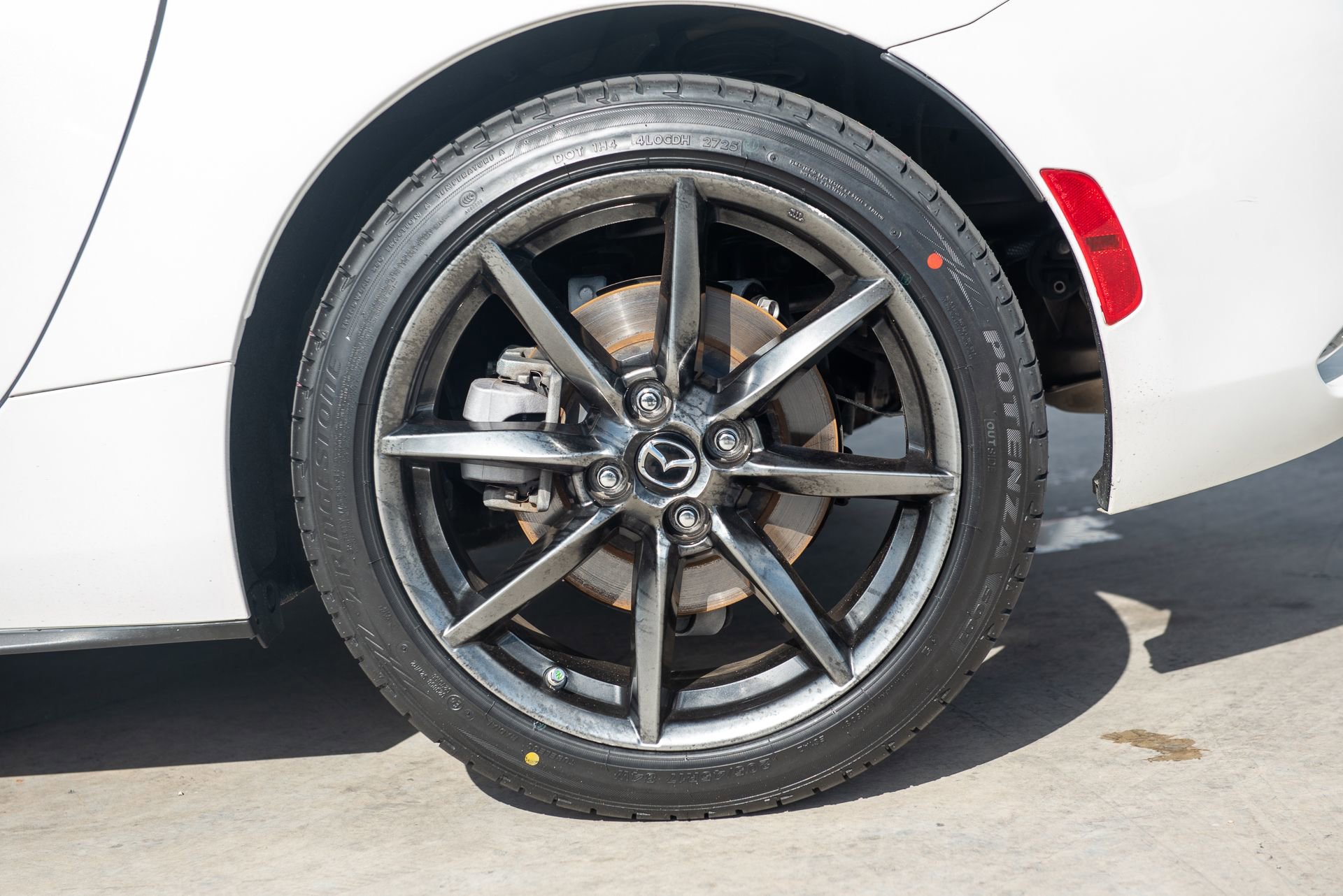 Used 2018 MAZDA MX-5 Miata RF Grand Touring image 56