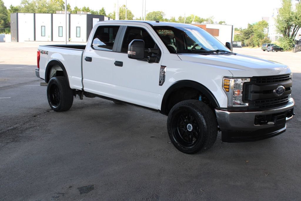 Used 2018 Ford F250 XL w/ Power Equipment Group AWD/4WD image 3
