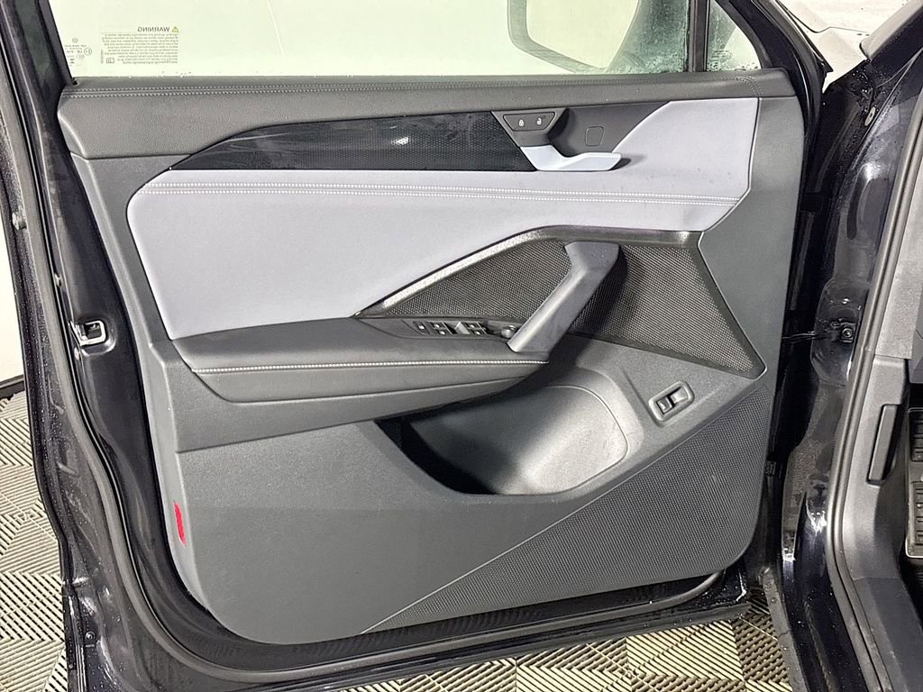 New 2026 Volkswagen Tiguan SE R-Line image 10