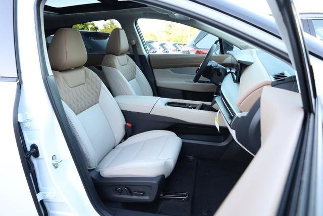 New 2026 Nissan Murano Platinum w/ Cargo Package AWD/4WD image 31