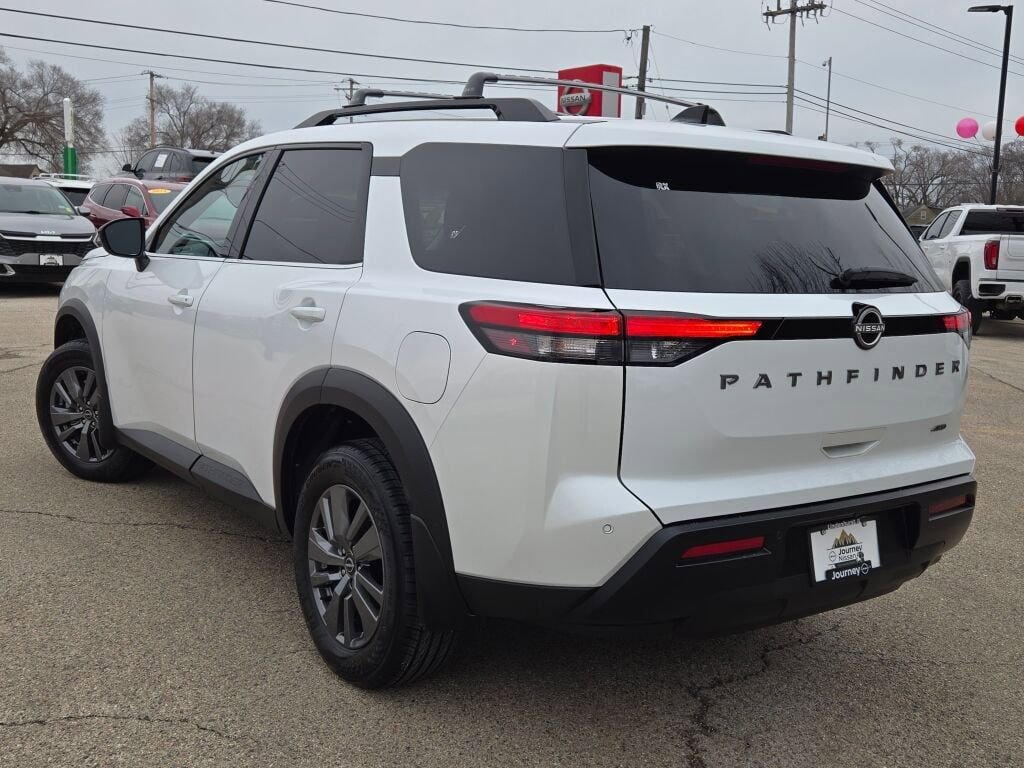 New 2026 Nissan Pathfinder SV image 15