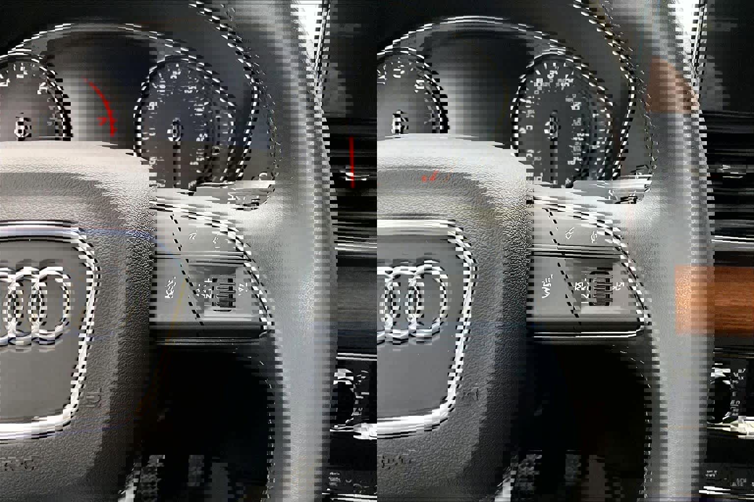 Used 2023 Audi Q5 2.0T Premium w/ Convenience Package image 24