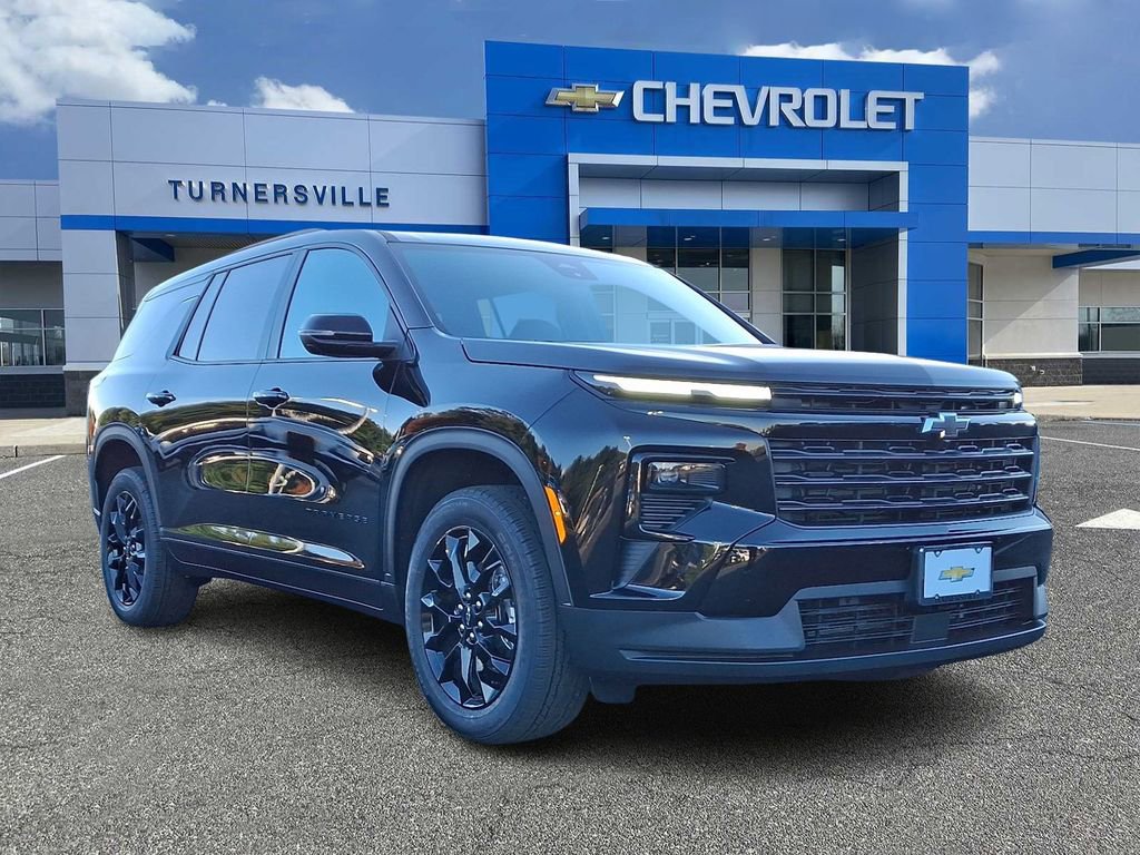 New 2026 Chevrolet Traverse LT w/ Midnight/Sport Edition image 2