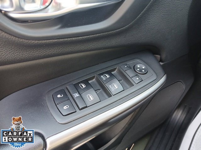 Used 2019 Jeep Cherokee Latitude Plus w/ Comfort/Convenience Group AWD/4WD image 38