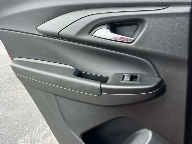 Used 2022 Chevrolet TrailBlazer RS w/ Technology Package FWD image 22