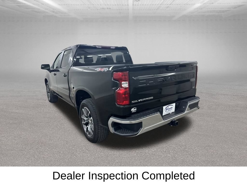 Used 2024 Chevrolet Silverado 1500 LT AWD/4WD image 9