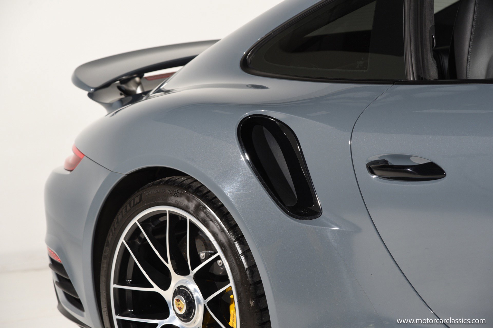 Used 2018 Porsche 911 Turbo S AWD/4WD image 15