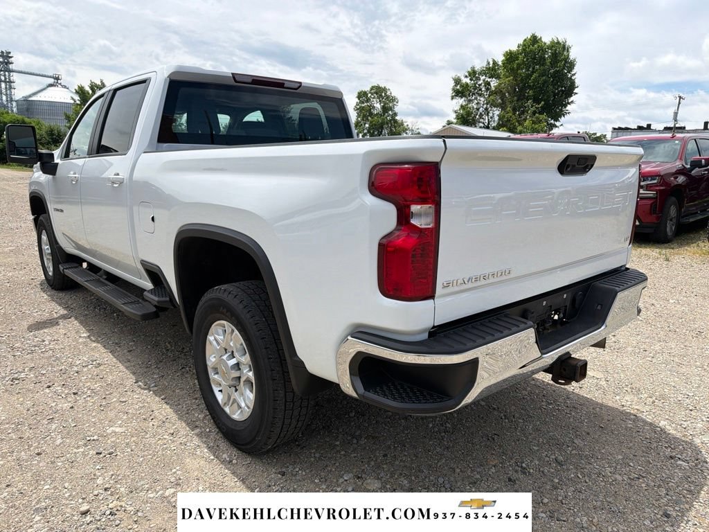 Used 2022 Chevrolet Silverado 3500 LT w/ Convenience Package AWD/4WD image 3