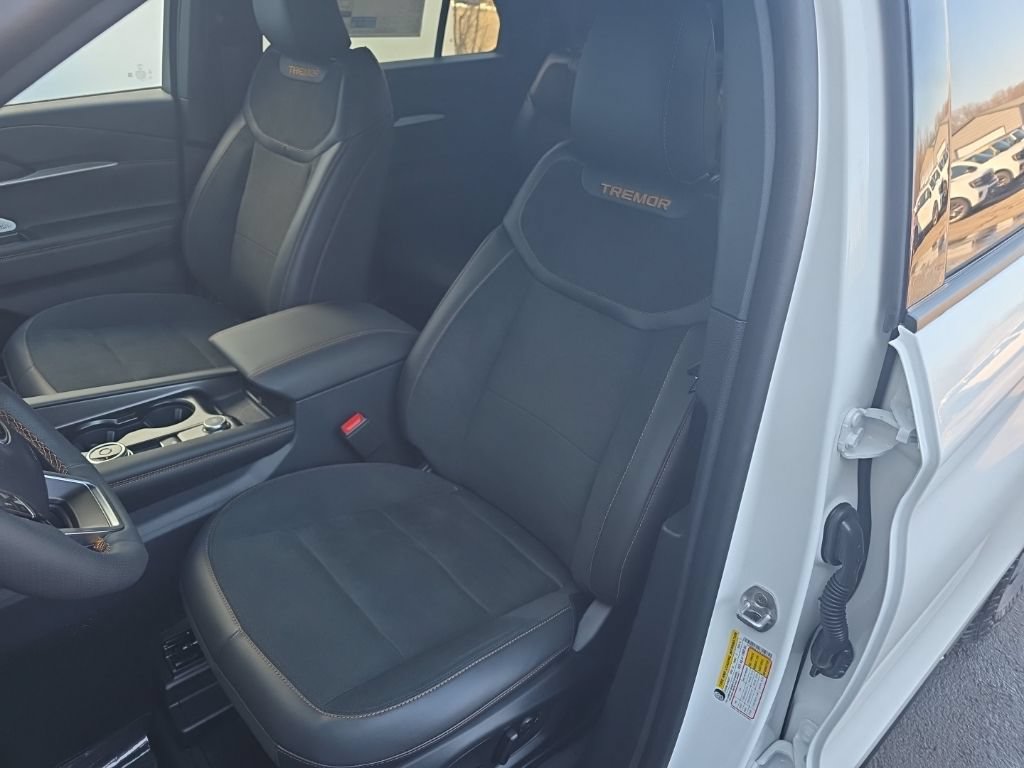 New 2026 Ford Explorer Tremor w/ Tremor Ultimate Package AWD/4WD image 16