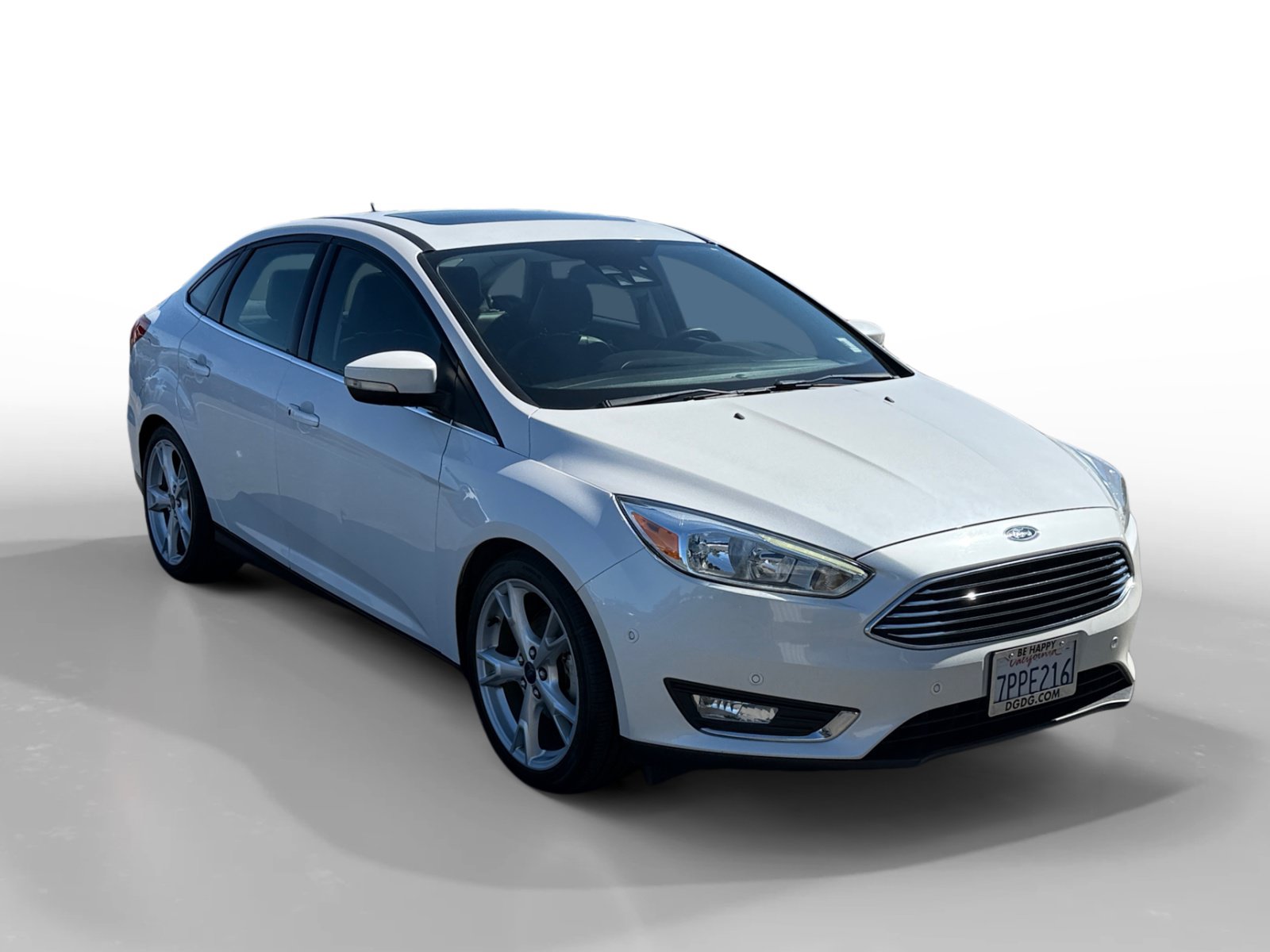 Used 2015 Ford Focus Titanium w/ Titanium Technology Package FWD image 7