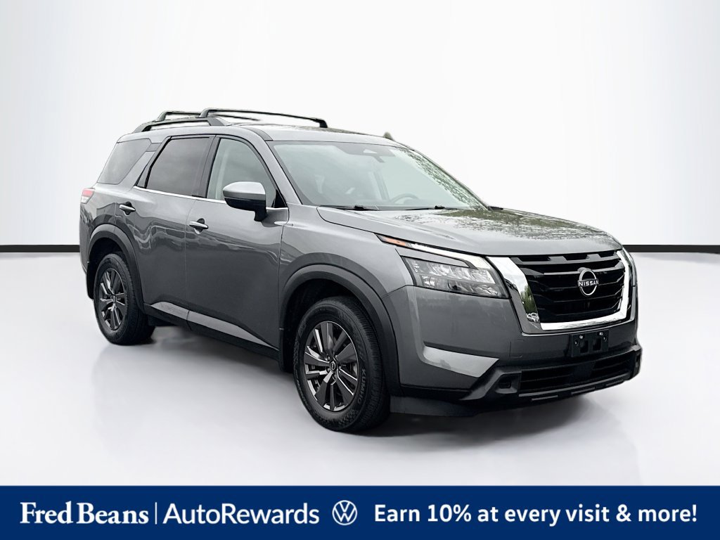 Used 2023 Nissan Pathfinder SV